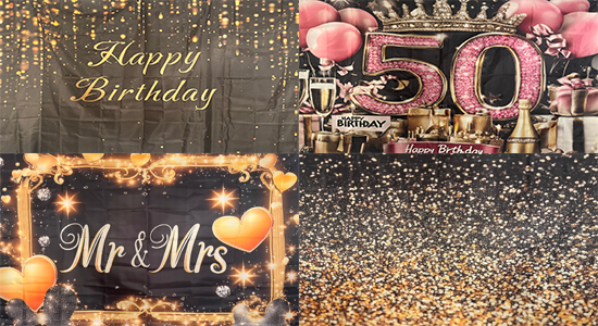 Gäste nutzen die Fotobox mit Requisiten