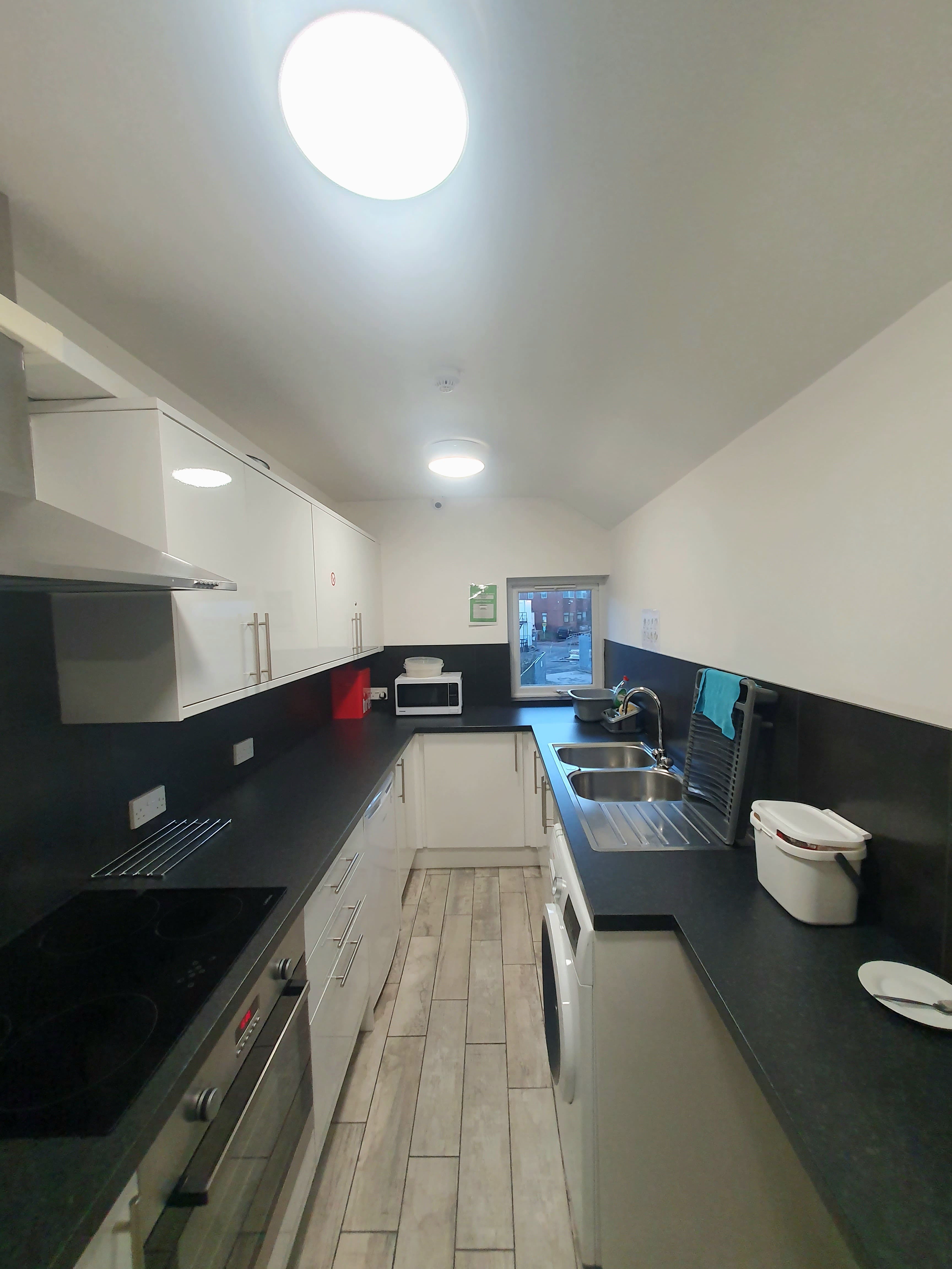 Self-contained flat living area