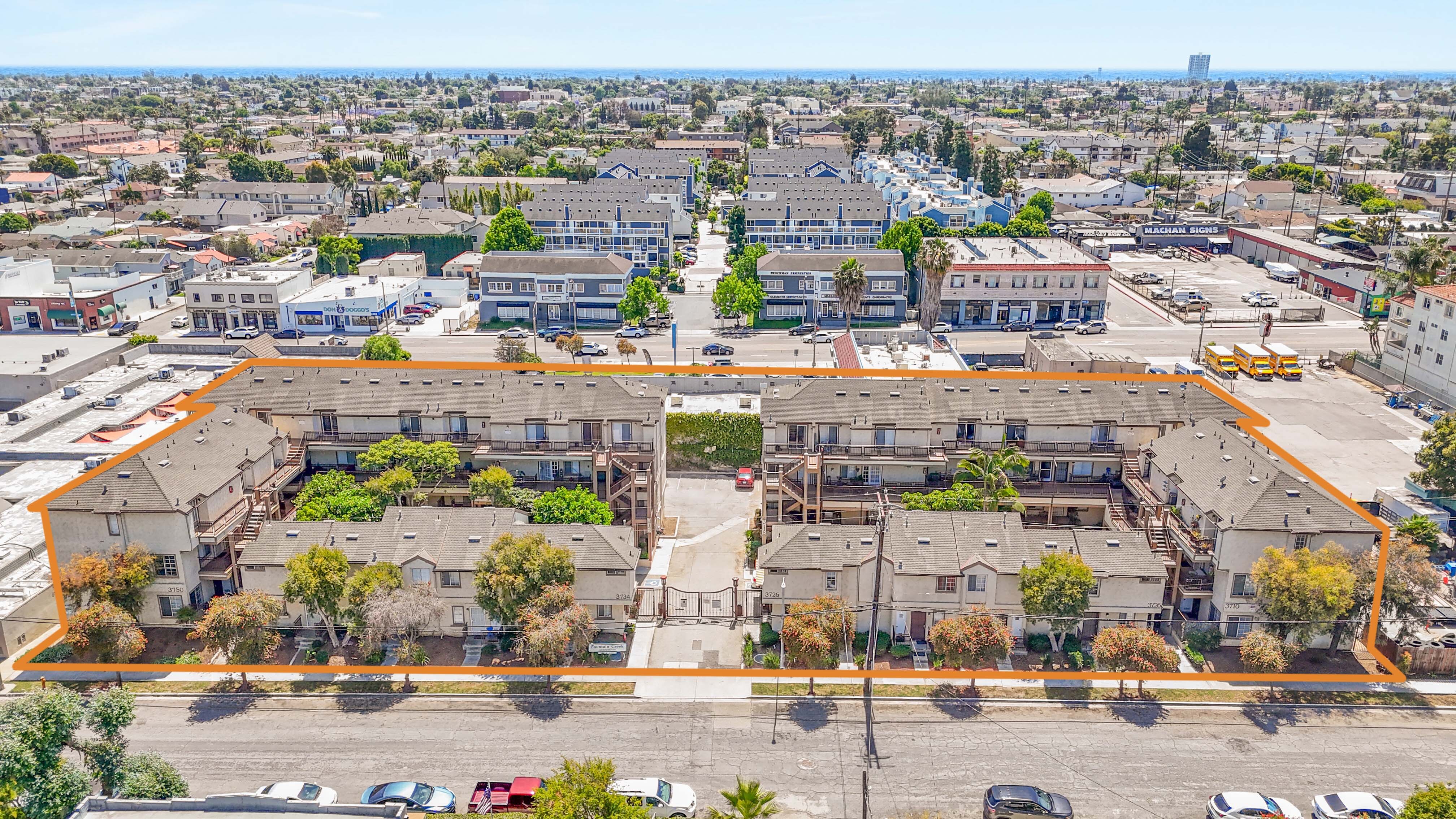 8-Unit in Alamitos Beach