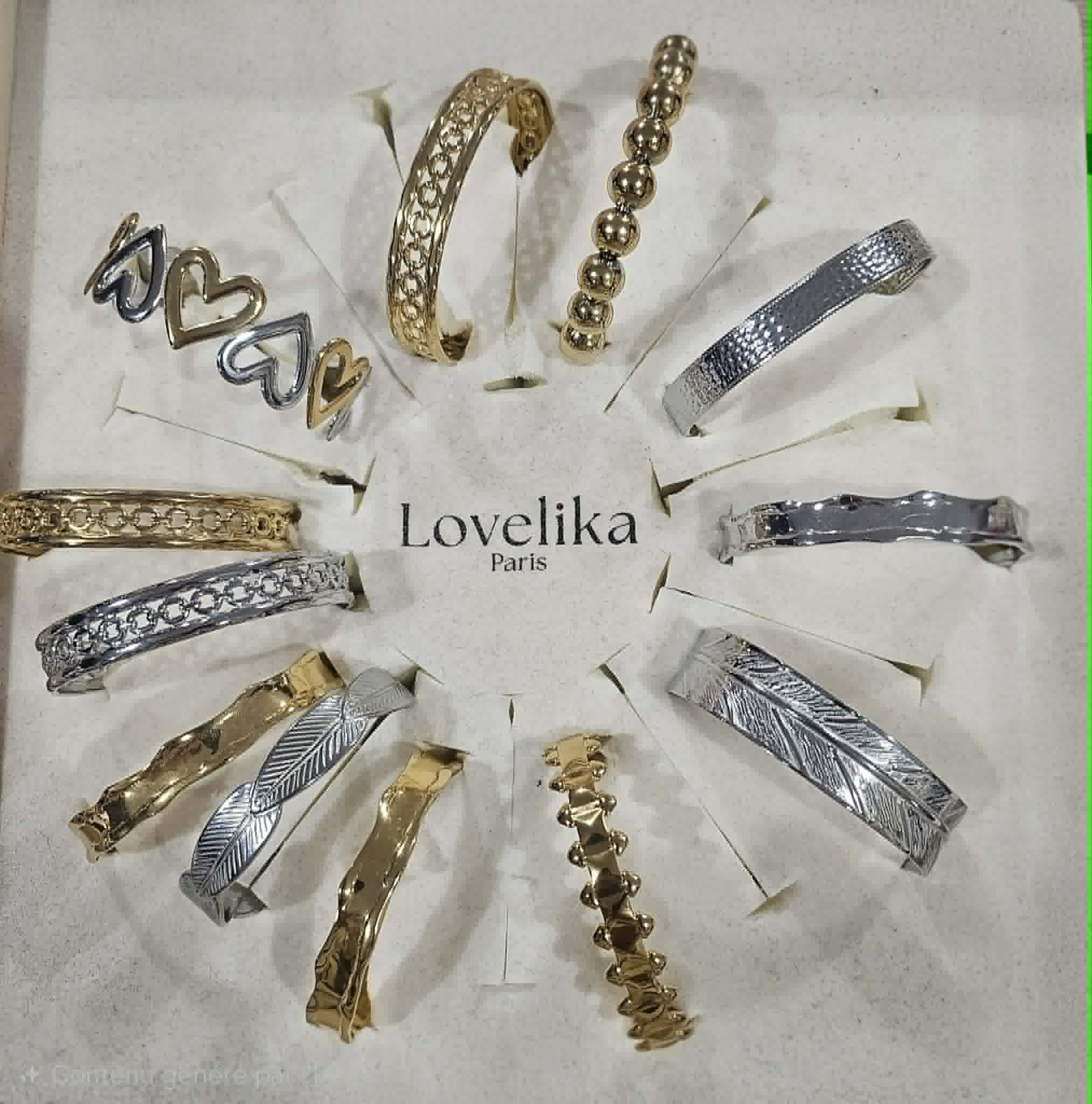 Boucles perles fines