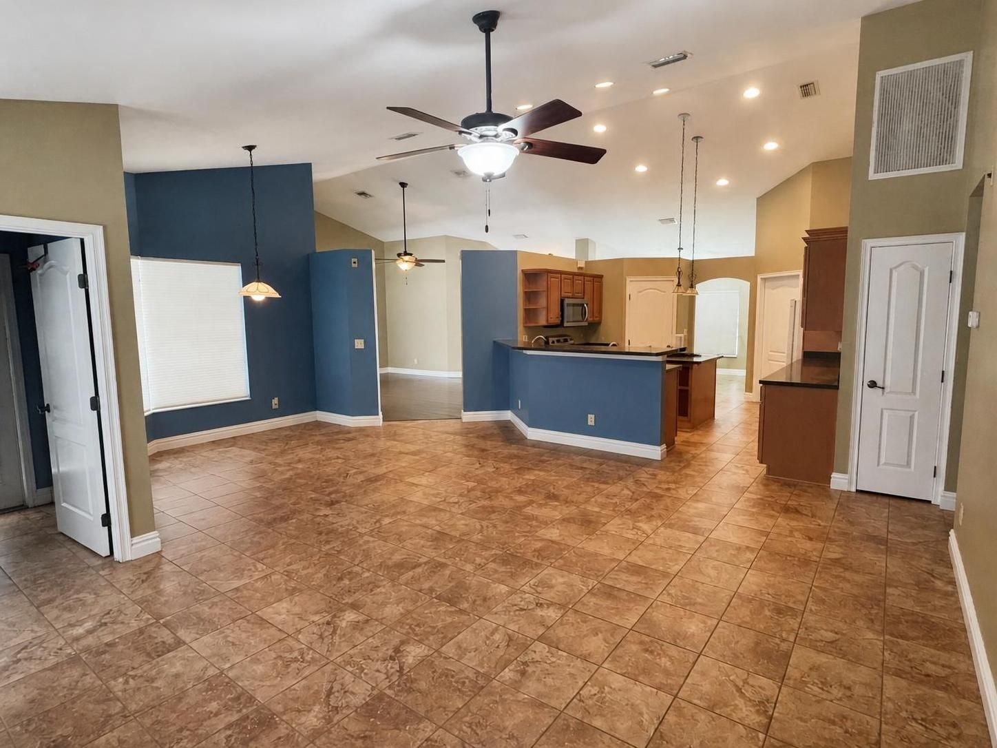 Kitchen island