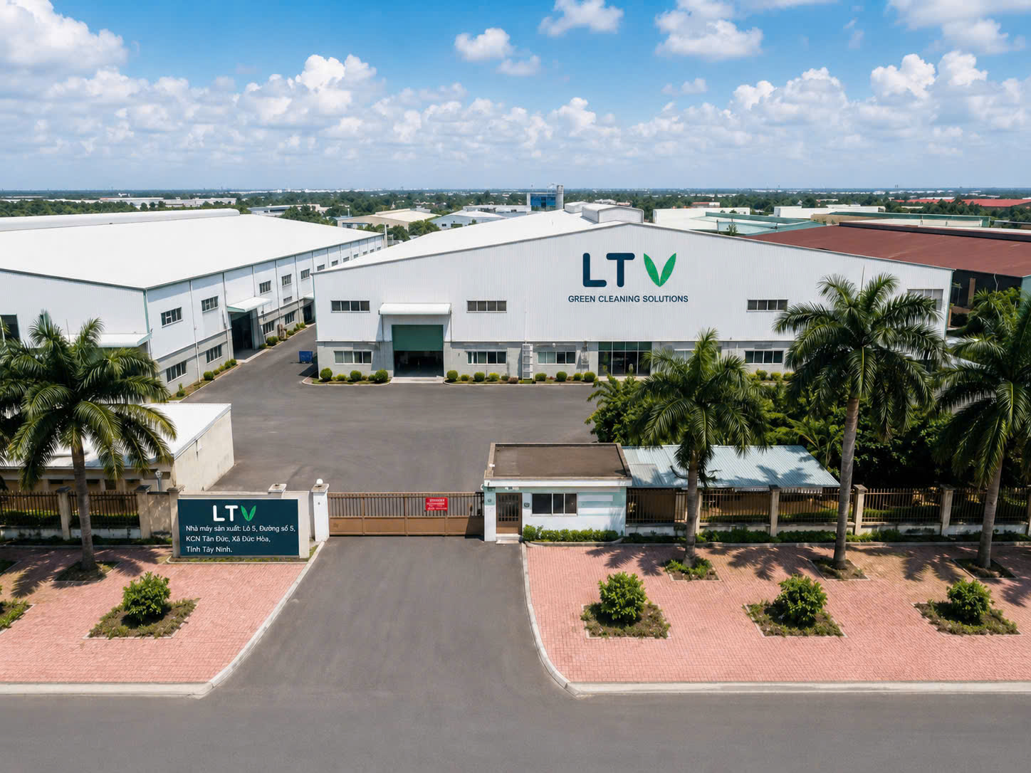 Giới thiệu Long Trường Vũ